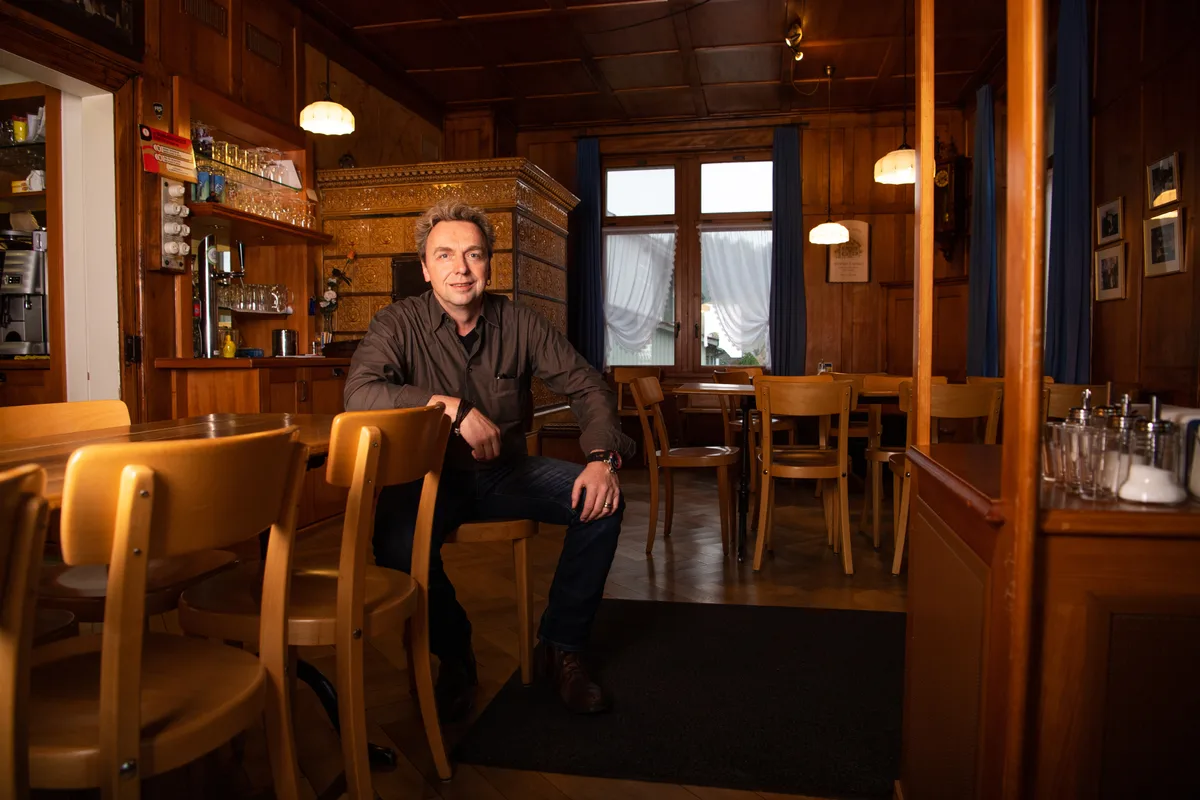 Inhaber Arnold Gubler sucht erneut Pächter für sein Restaurant Eintracht. (Archiv) Arnold Gubler in der Wirtsstube der Eintracht